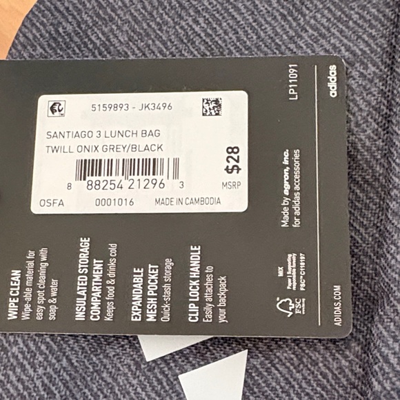 NWT Adidas Santiago 3 Lunch Bag - Picture 2 of 5